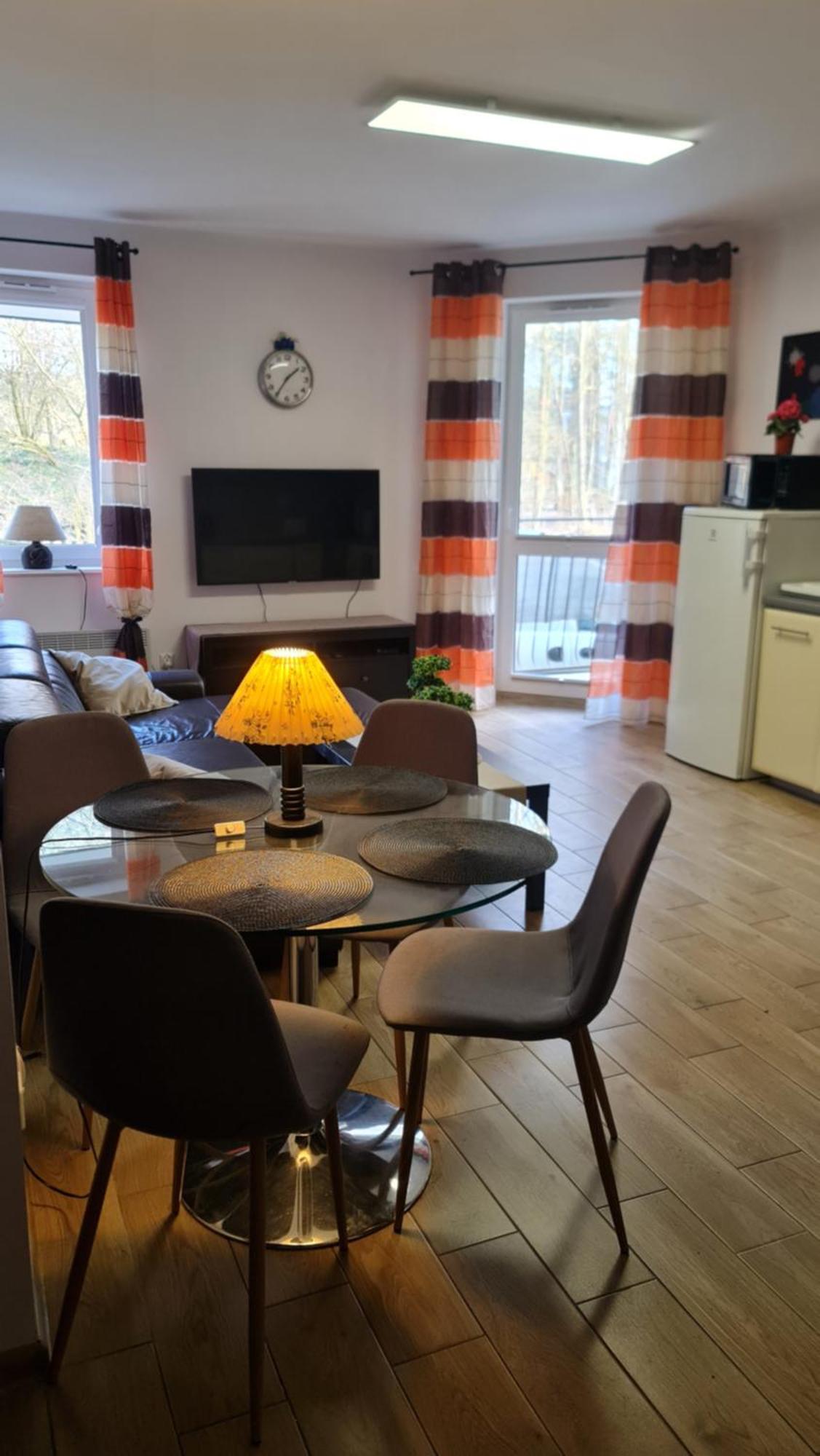 Apartament Miedzyzdroje 4 Osoby 100 M Od Morza Екстериор снимка